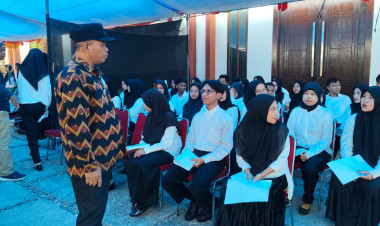 PJ Bupati Buton Pantau Pelaksaan Ujian CPNS Di Gedung Sunset Resort Baubau