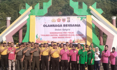 TNI-Polri dan Media Pers di Buton Perkuat Sinergi Lewat Olahraga Bersama